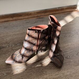 Steve Madden Booties (Size 8)